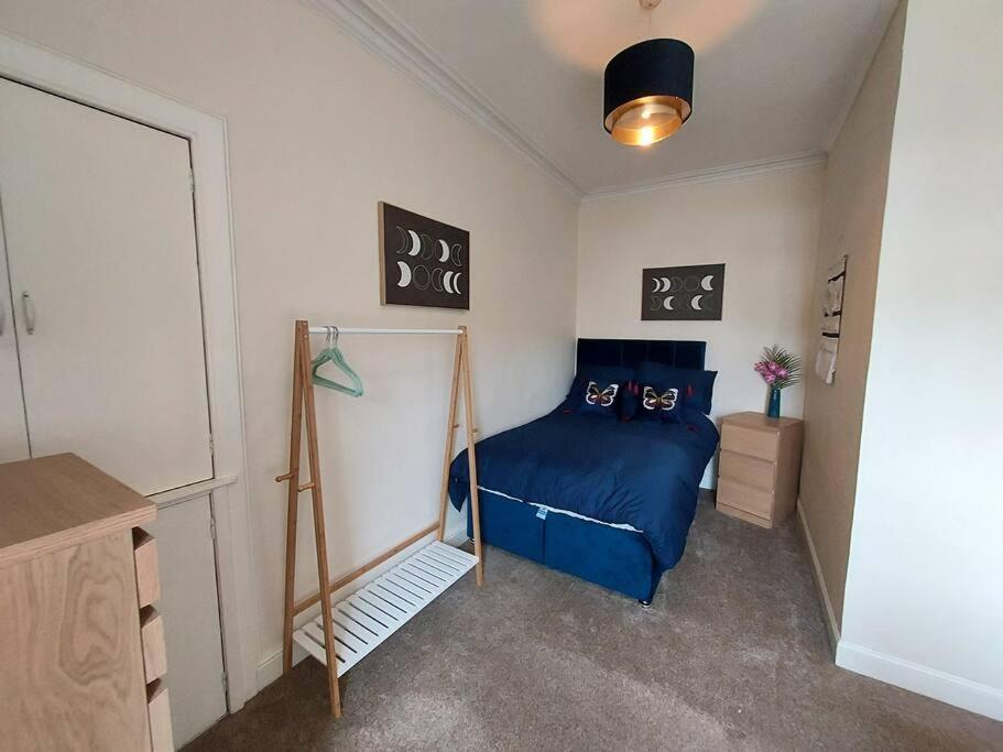 Lovely 2 Bedroom Apartment In The Centre Of Hawick Esterno foto
